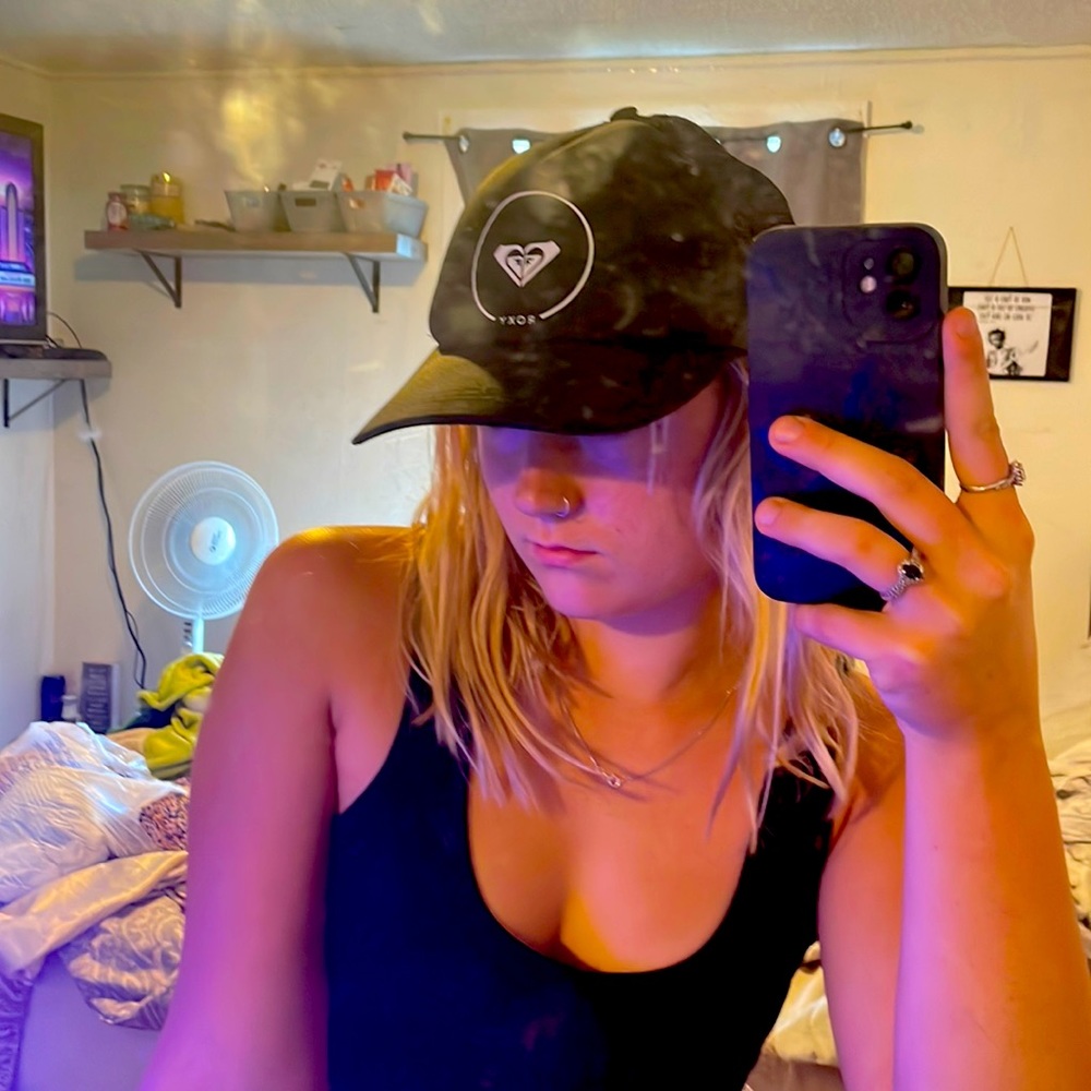 Roxy hat